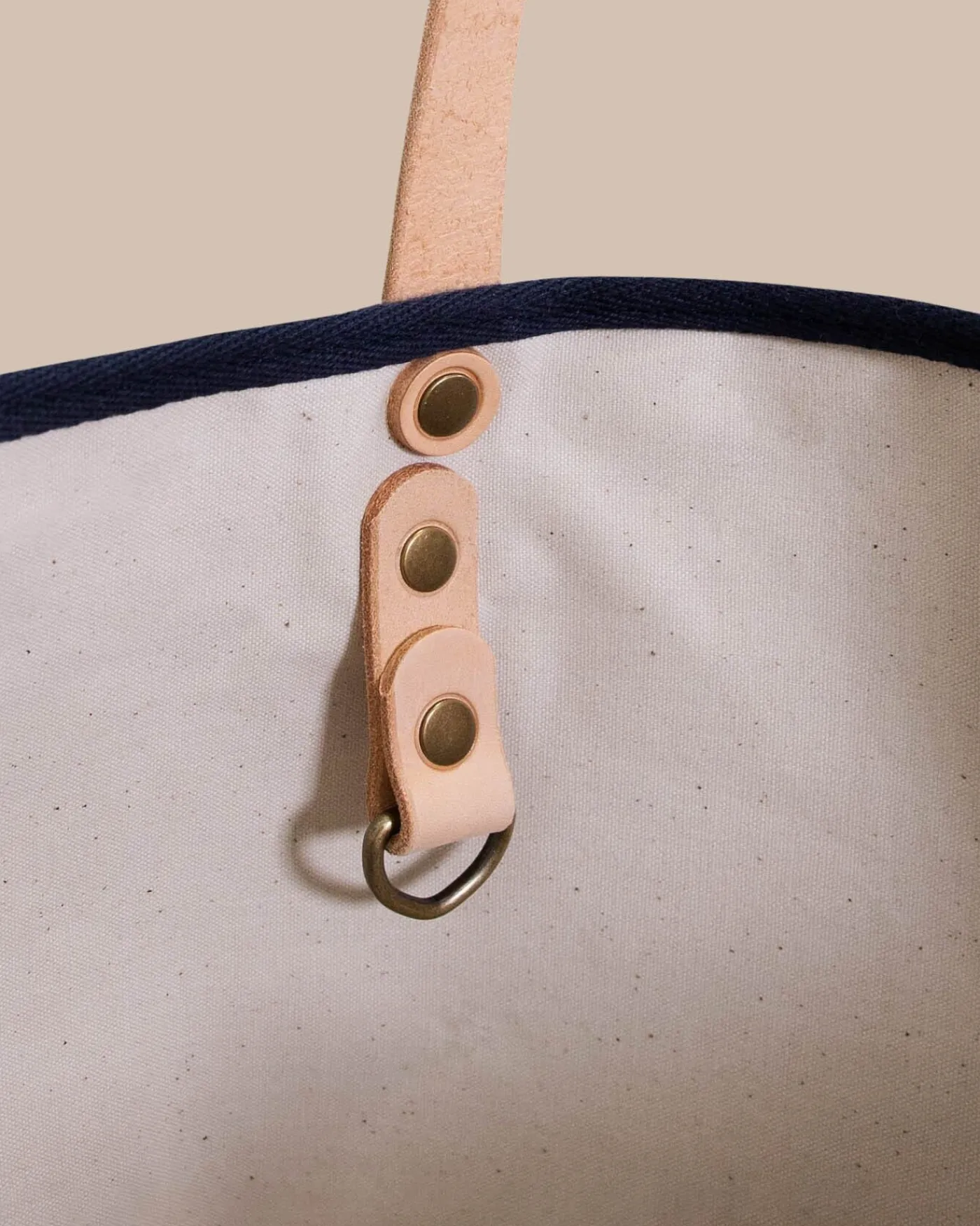 Hot Southern Tide All Day Denim Tote Navy